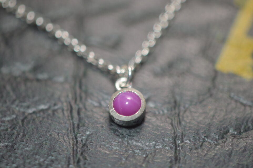 ペンダント　シルバー925　シンセティックスタールビー　0.37ct