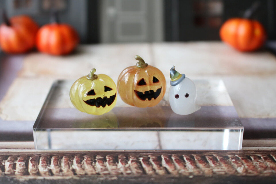 手彫りジャコランタン　TRICK OR TREAT ガラスのハロウィン ミニチュアジャックオランタン＆ゴースト