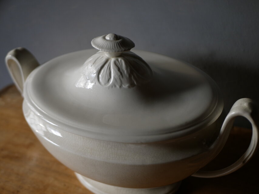 アンティーク　スーピエール アンティーク陶器スーピエールホワイト - アンティークモール＆蚤の市