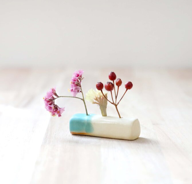 陶土の一連花立て マット釉＆トルコブルー ＊ ドライフラワー付き