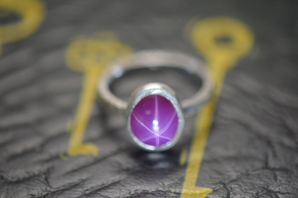 リング　シルバー925　シンセティックスタールビー　2.38ct