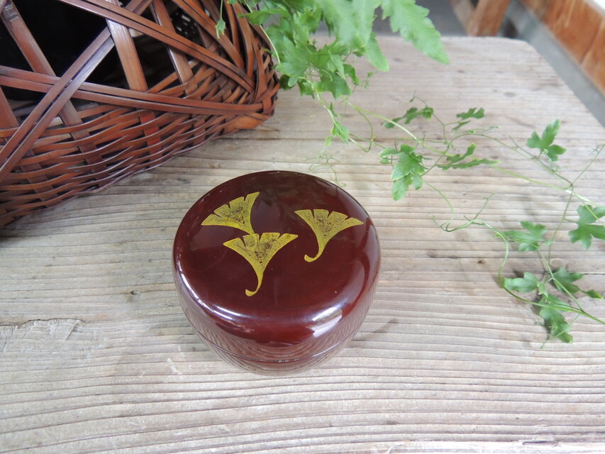 銀杏の蒔絵の棗