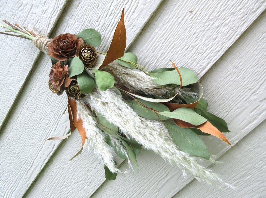 パンパスグラス（秋のスワッグ） | iichi 日々の暮らしを心地よくする