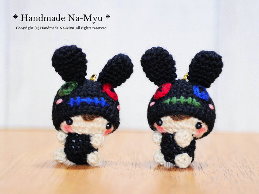 【受注制作】Halloweenうさぎ帽子のベビーちゃん／黒（赤×青×緑）