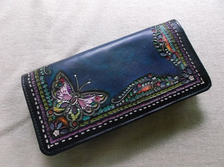 レザークラフト長財布（マチ付き）　蝶々 レザークラフト長財布（マチ付き） 蝶々 | iichi 日々の暮らしを