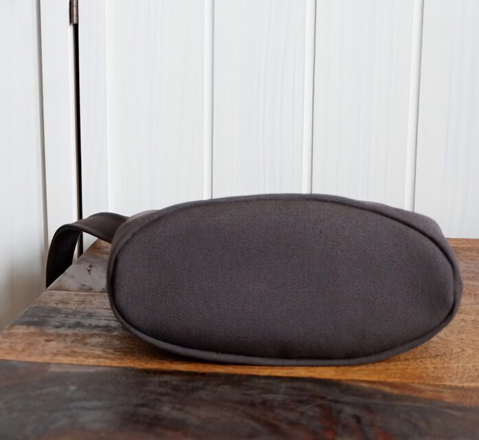 丸底ショルダーバッグ◇ダークブラウン◇倉敷帆布 | iichi 日々