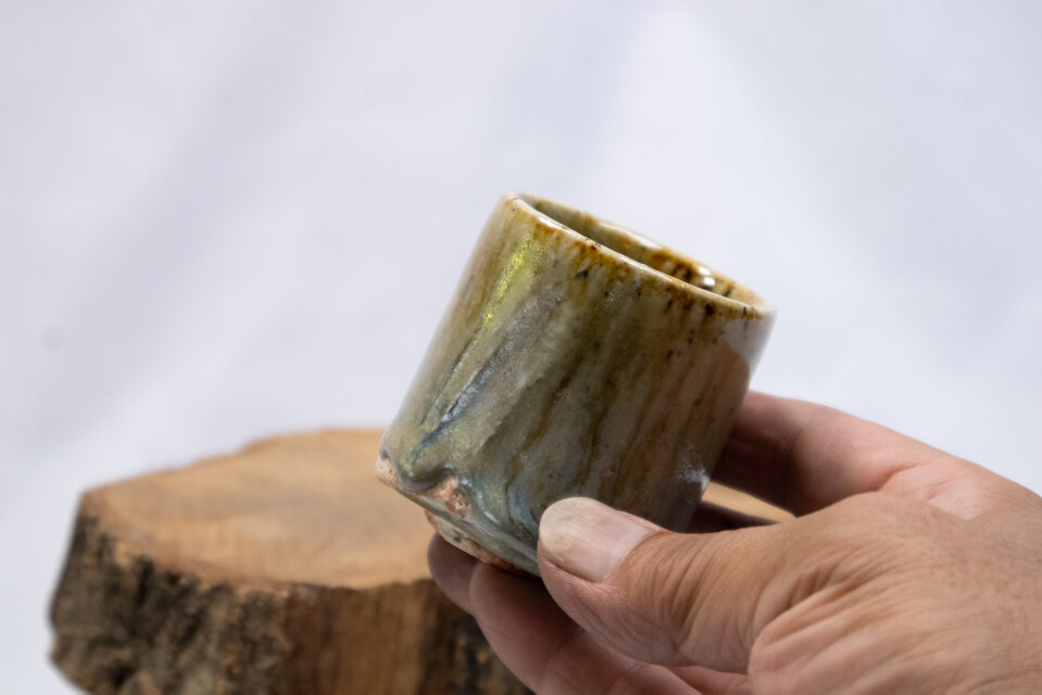 黄金窯変25 お酒がすすむ縦長ぐい呑み