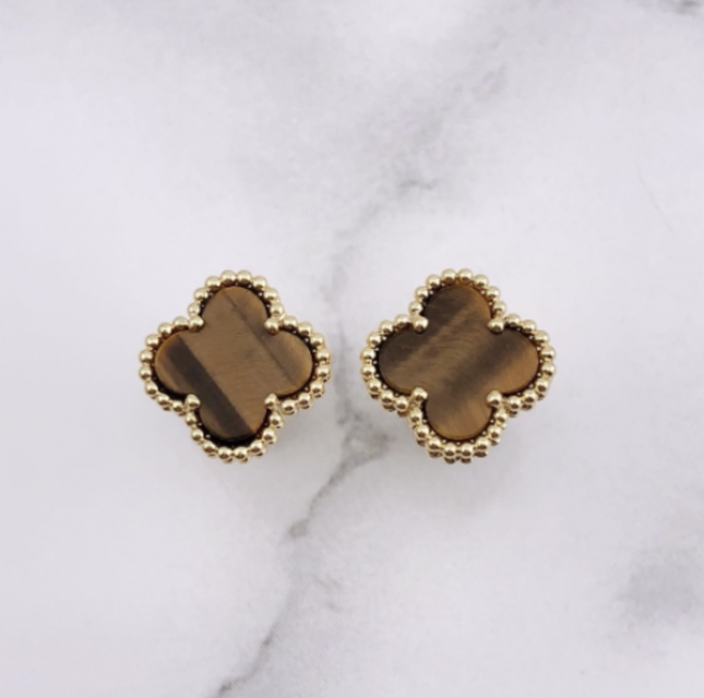 幸せのクローバーピアス 9.5mm（タイガーアイ）【高品質！送料無料！当日発送！】