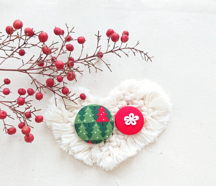 ★くるみボタンブローチ★