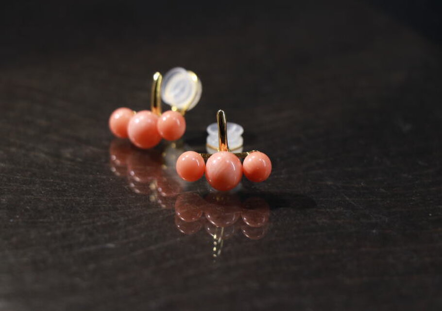 オレンジカラー・珊瑚の3連イヤリング（SV925） | iichi 日々の暮らし