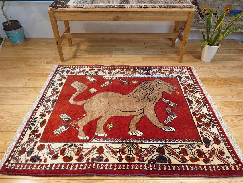 ペルシャ オールドギャッベ アマレバフト ラグ 115x95cm