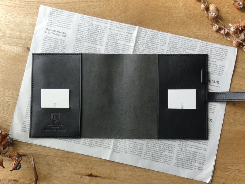 クオバディス／エグゼクティブノート／手帳カバー／イタリア革／黒