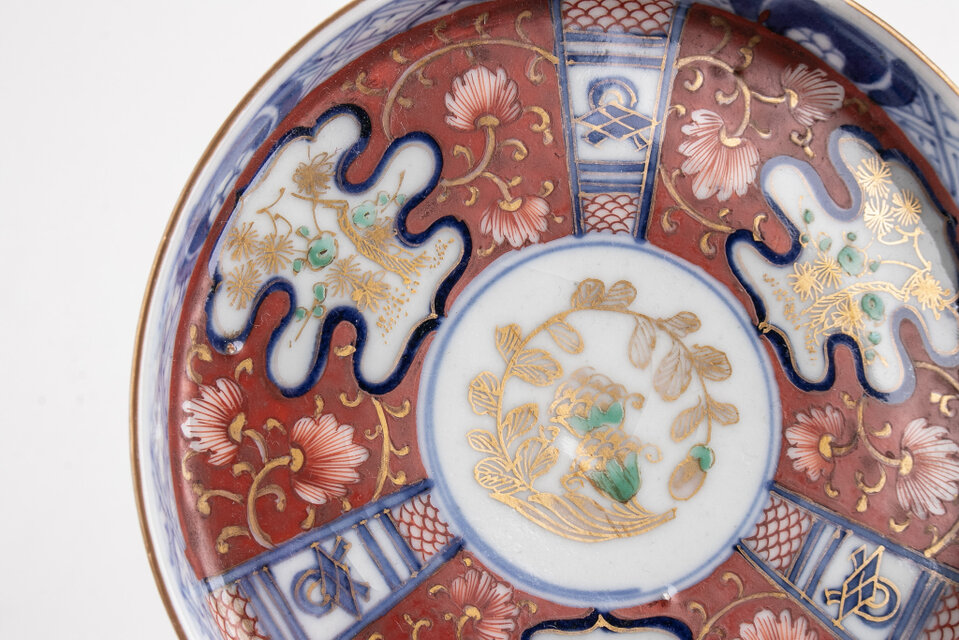 八角皿 伊万里 古代唐獅子 五寸皿 2枚 明治 大正 希少 美品 極上 中皿 五寸 大聖寺伊万里 色絵 獅子花文 八角形 | (有)新原美術
