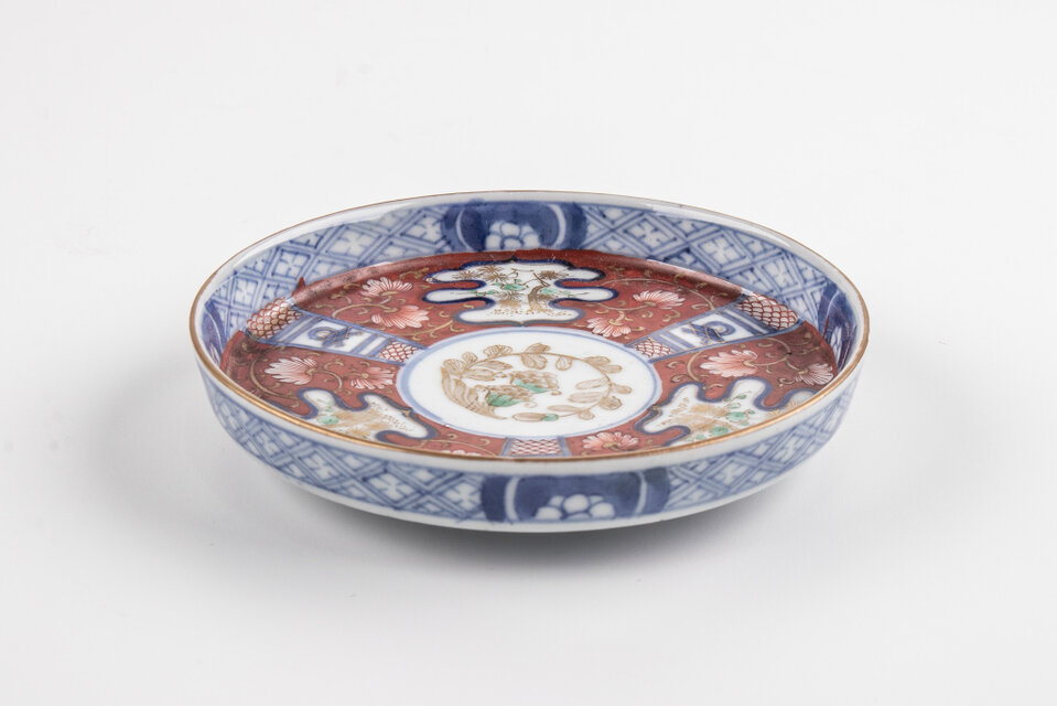 大聖寺伊万里 金襴手唐華文四寸皿 明治時代 E1393B 個体A