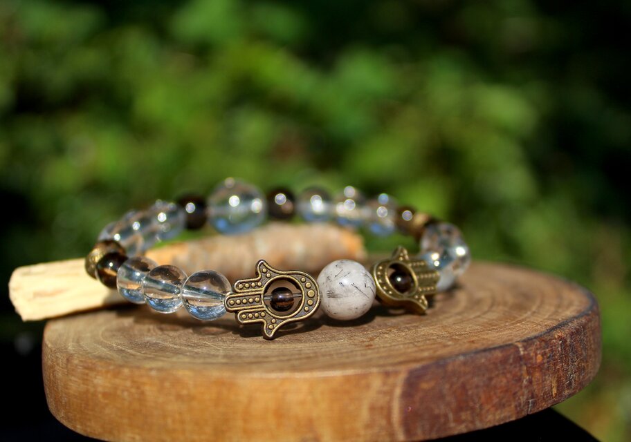 水晶、スモーキークォーツ、ブラックルチル　ハムサハンドブレスレット　直感力、透視力、勝ち運　お守り　