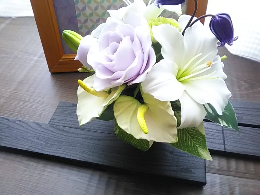 ❁クレイフラワーのお供え花・洋風仏花【尚】お悔やみ・ご霊前・ご仏前