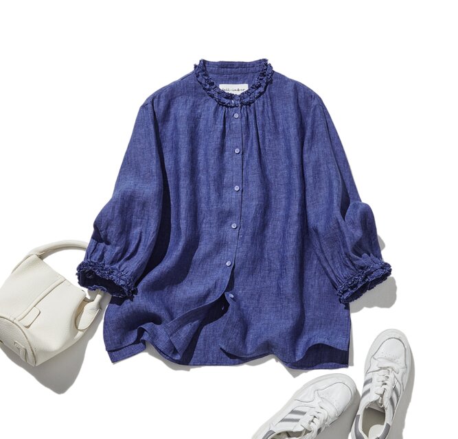 大人の上品で可愛らしい雰囲気をまとうリネン ブラウス　リネン100％　シャツブラウス 　青　250914-3