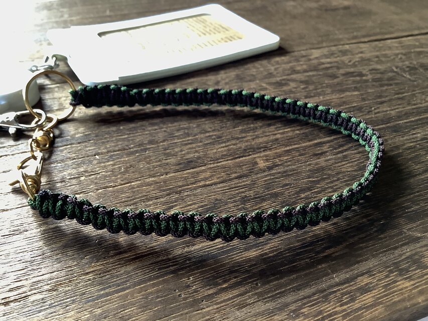 *Always* マクラメ編みのストラップ(グリーン&ブラウンMIX）