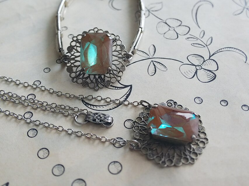 サフィレット（オクタゴン18×13㎜）アンティークSilverフィリグリー