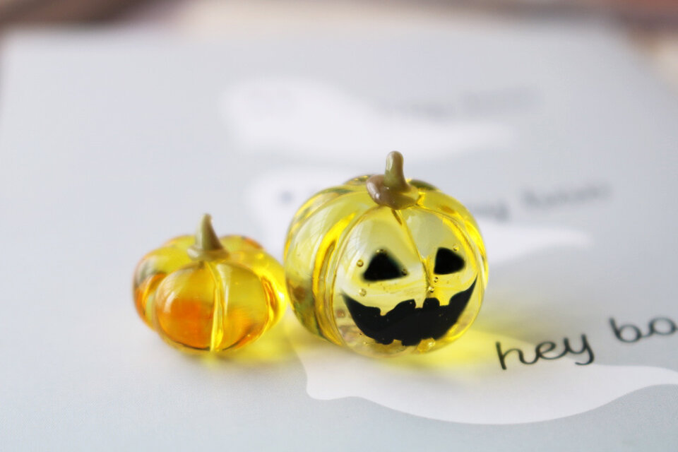 ガラスのハロウィン　ミニチュアジャックオランタン（イエロー透明）