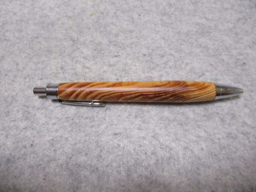木製ボールペン 肥松　チタン製 肥松(赤松)ジン 金襴杢 出雲産樹齢250年 蜜蠟ワックス仕上げ 木軸