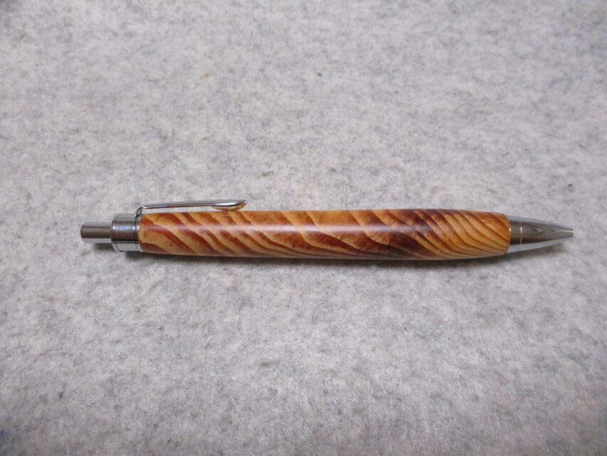 178肥松　木製シャーペン　ダブルR溝付き　ステンレス　根の部分から木取り 肥松(赤松)ジン 金襴杢 出雲産樹齢250年 蜜蠟ワックス仕上げ 木軸