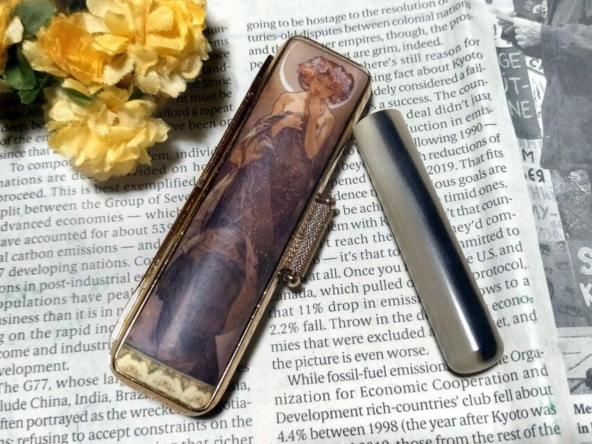 印鑑＆ミュシャ印鑑ケース「月」セット　牛角(オランダ水牛)　太さ12㎜×長さ60㎜(銀行印・認印サイズ)のコピー