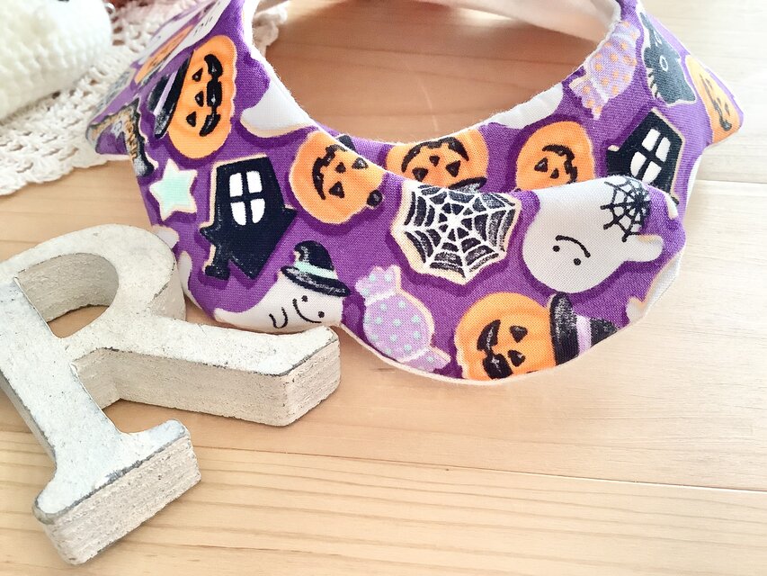 408＊ ハンドメイド　スタイ　よだれかけ　ハロウィン ハロウィン♪オーガニック♪ふわふわやわらかスタイ♪ | iichi 日々の