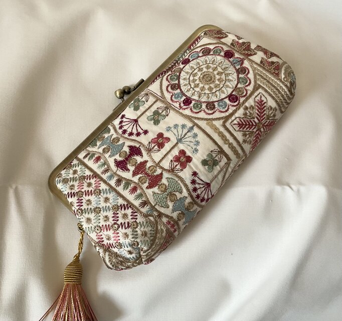インド刺繍 シンプル 親子がま口長財布 | iichi 日々の暮らしを