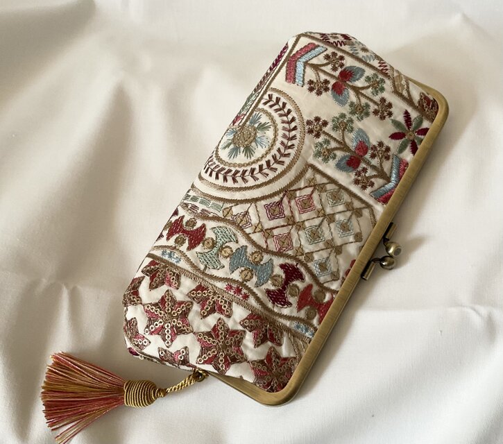 インド刺繍 シンプル 親子がま口長財布 | iichi 日々の暮らしを