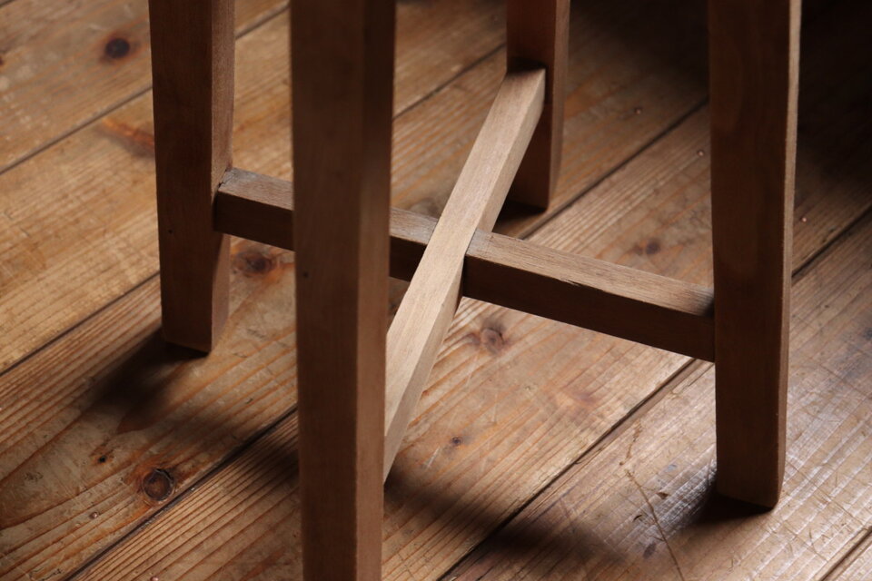 №083 木製丸イス スツール アンティーク家具 椅子 和家具 古道具