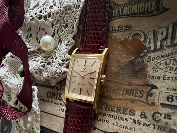 限界値引き！OMEGA 奇跡のデッドストック級 アンティーク14K　GOLD Omega Yellow Gold Rare Exclusive Vintage 14k Filled Square