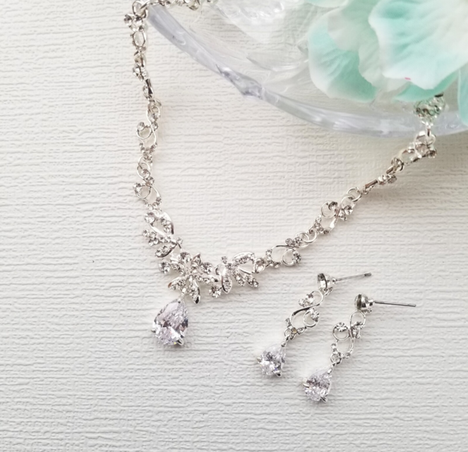 華やかなフラワーモチーフネックレス ピアス セットイヤリング変更可能 tnp20708