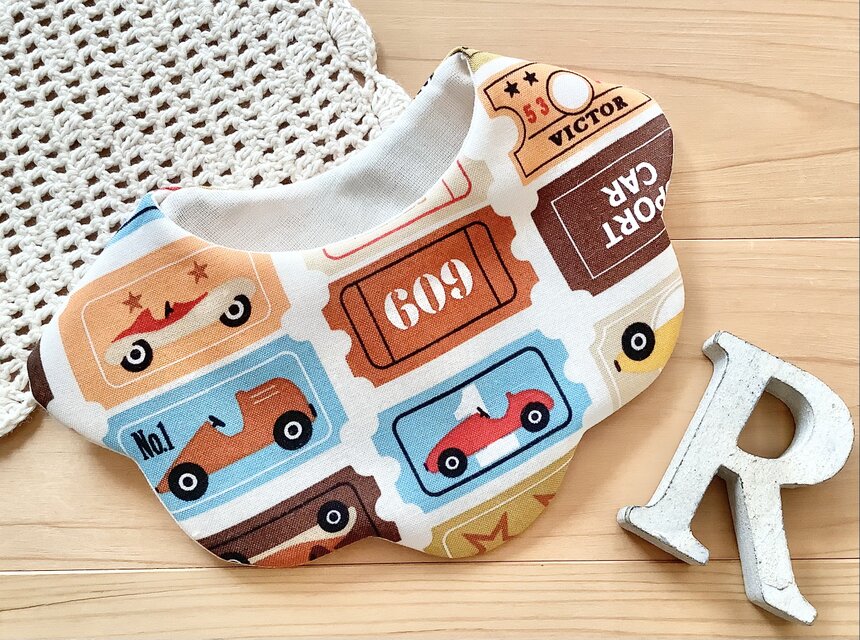 スポーツカー♪オーガニック♪ふわふわやわらかスタイ♪