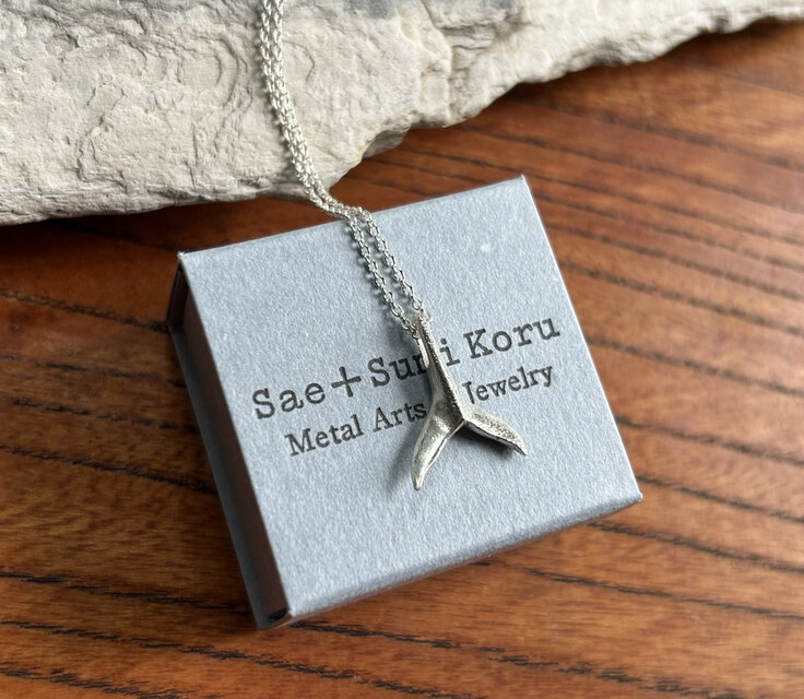 Philip Richard クジラの尾 ネックレス Philip Richard クジラの尾