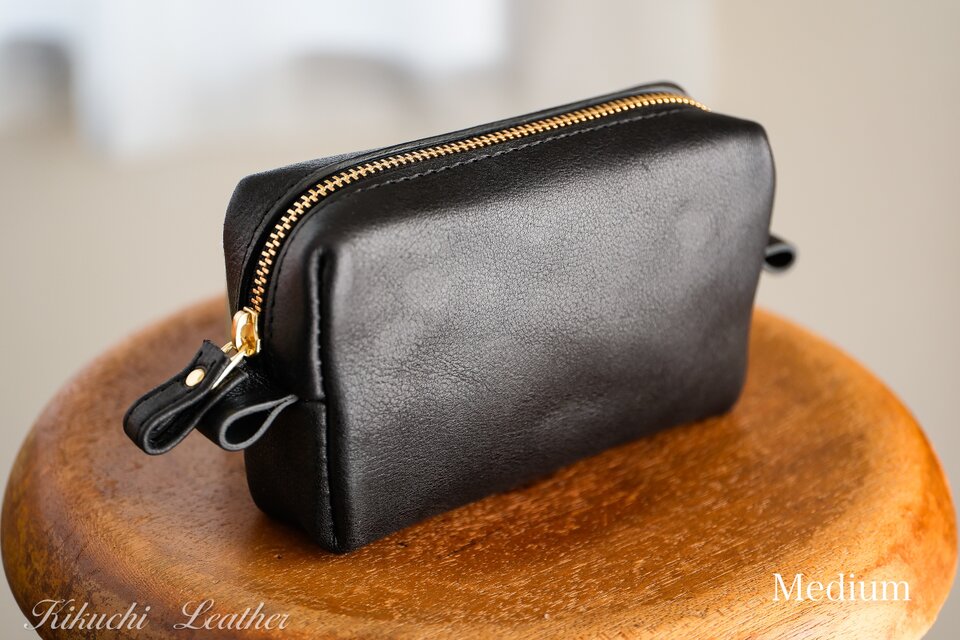 《GINO》ボックスファスナーポーチ（for Camera & Gadget）《3colors》Mサイズ