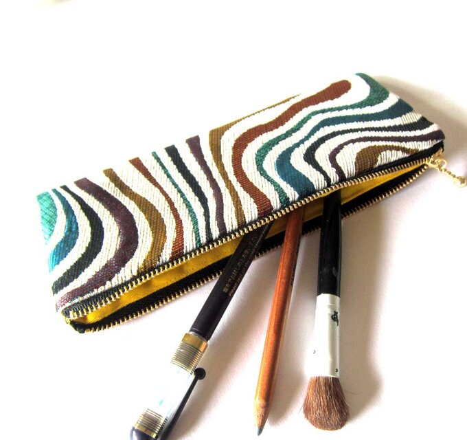 フランス生地　煌めく契約の虹　ペンケース　メイクブラシ ポーチ コスメ入れ　薬入れ