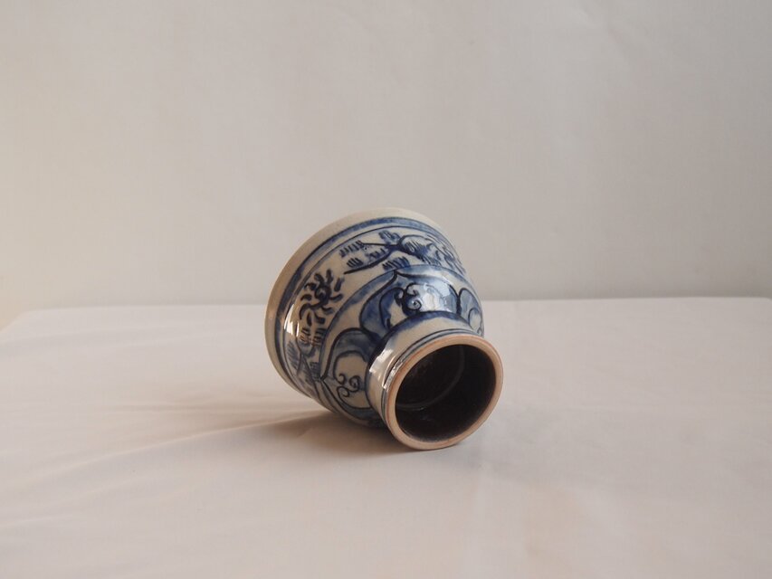 安南茶碗C | iichi 日々の暮らしを心地よくするハンドメイドや