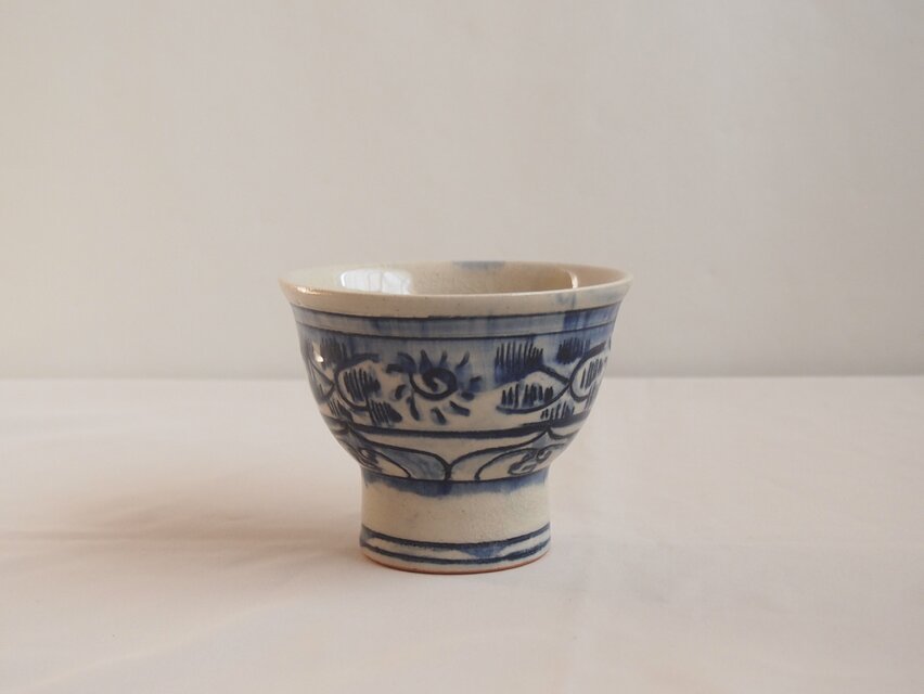 安南鉄絵茶碗 安南茶碗E | iichi 日々の暮らしを心地よくするハンドメイドや