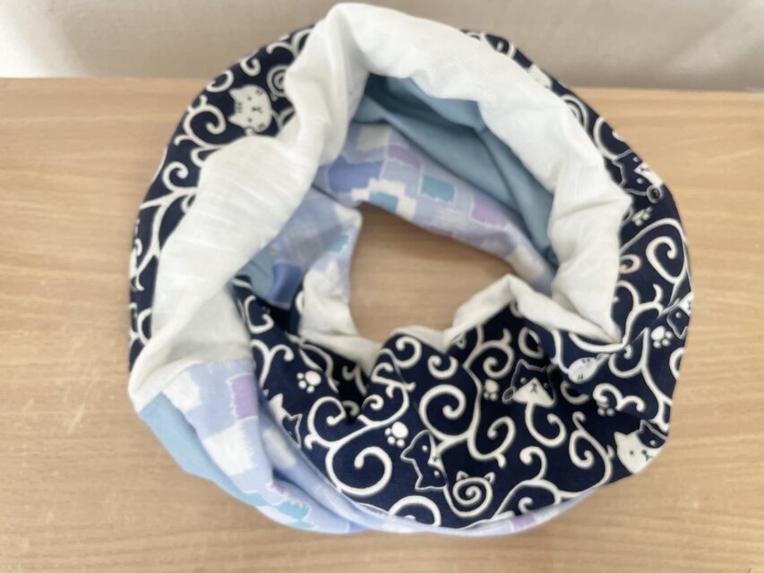 ブルーにゃんこ国内手作りネックウォーマーエアコンの風除けや日焼け  