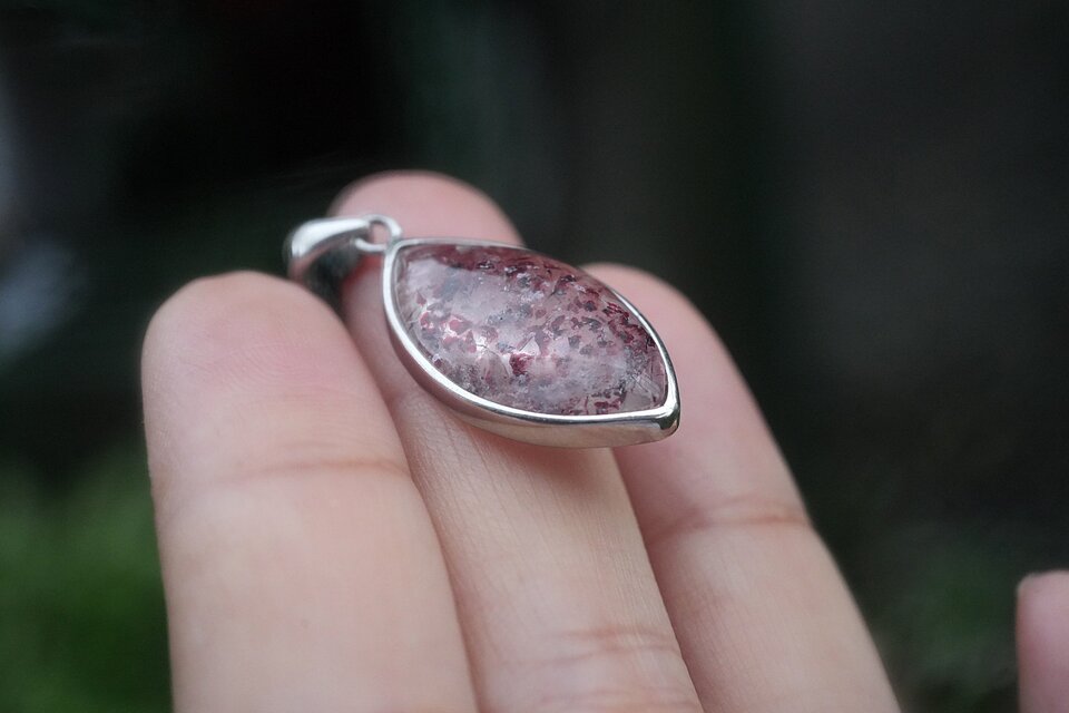 赤い流星☆レピドクロサイト マクラメネックレス2059 | iichi