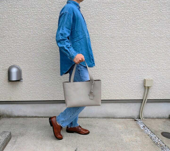 姫路レザー】A4がしっかり入るノーブルトートバッグ（手縫い/シンプル