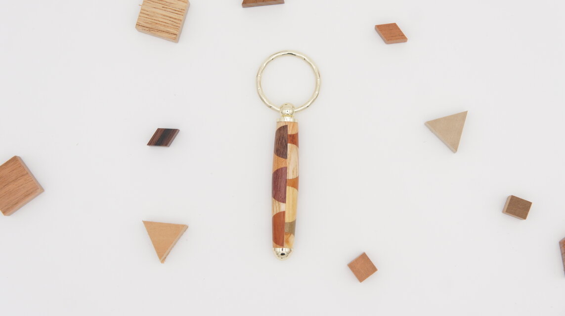 【新作】寄木のキーホルダー・三角チェック