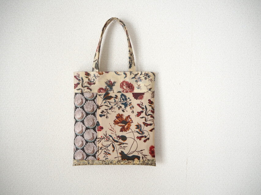 リバティ　ラミネートミニバッグ 　秋色ベージュ系パッチワーク　