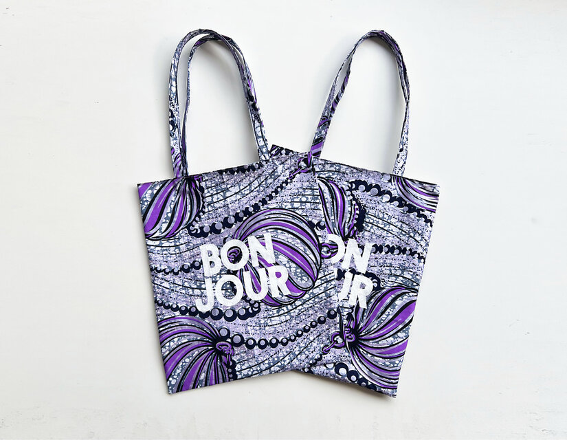 アフリカンバティック　トートバッグ　『BON JOUR』　オーナメント柄　アフリカンファブリック　A4大人お稽古バッグ　