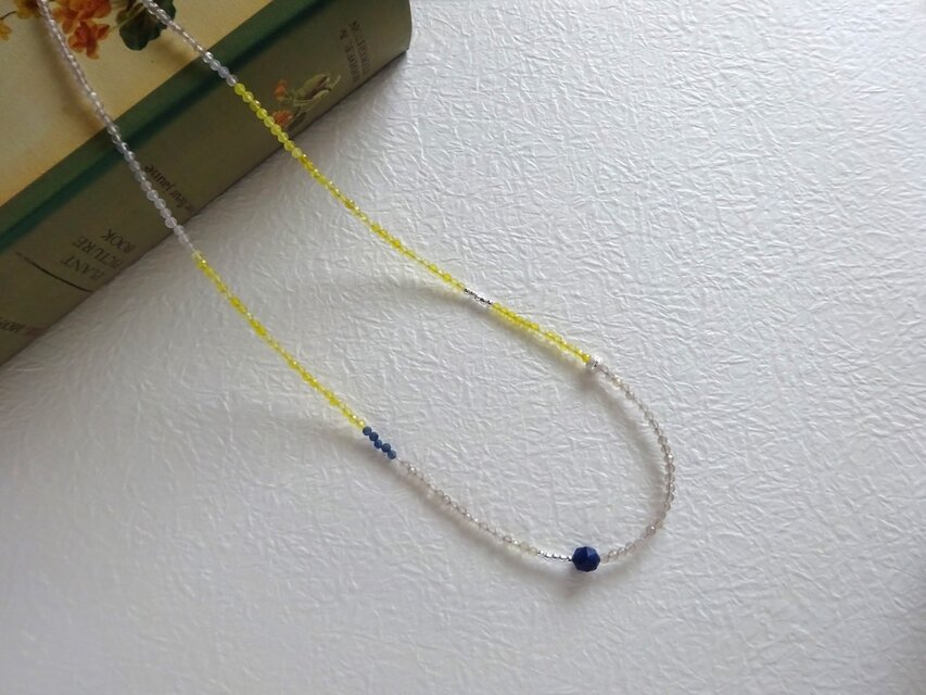 おちつきカラー天然石のネックレス1