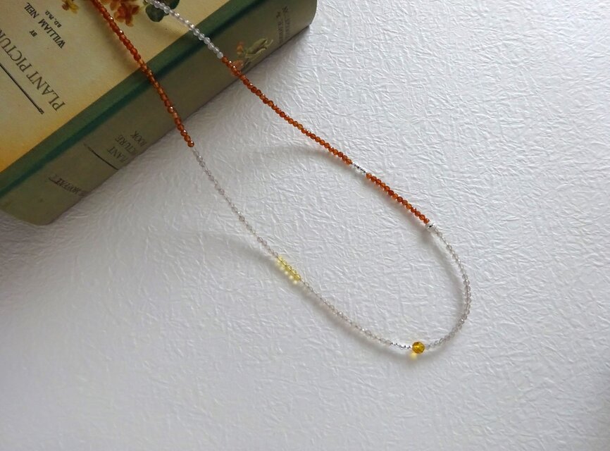 おちつきカラー天然石のネックレス2