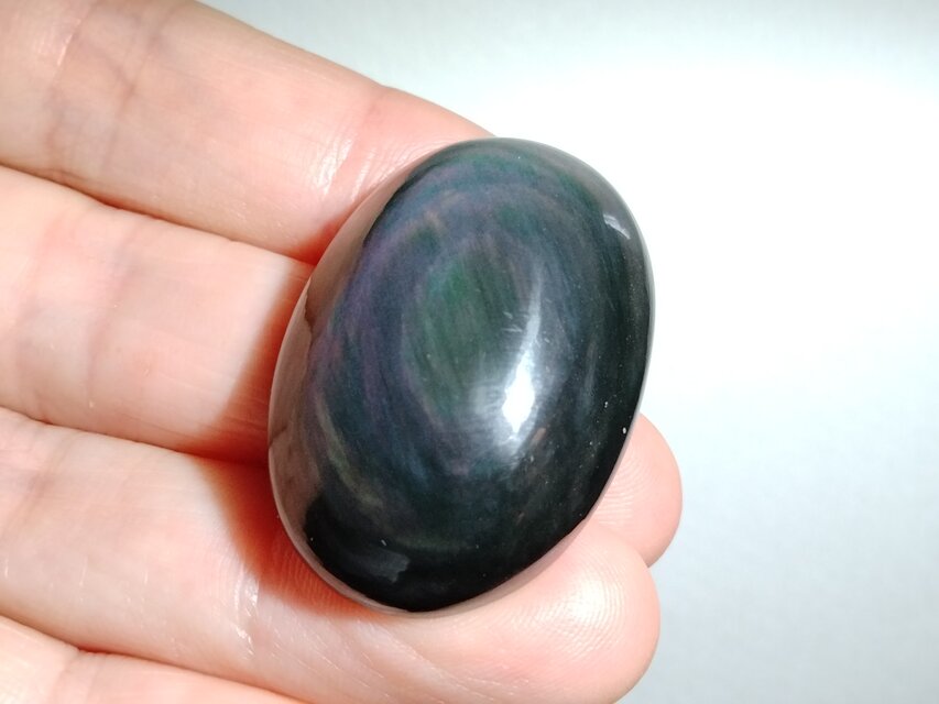 レインボーオブシディアン 34x22mm ルース | iichi 日々の暮らしを