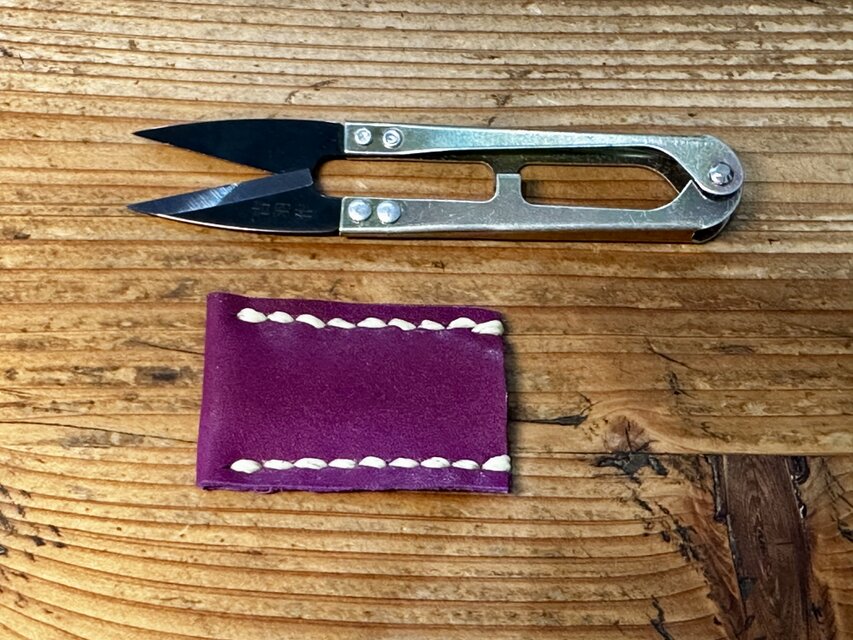 本革★糸切りばさみ　ばさみ　糸切バサミ　カバー　ケース★ハンドメイド