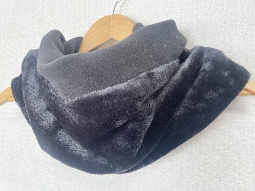 40㎝大きなゆったりハンドメイドネックウォーマー外側モコモコ＋内側  